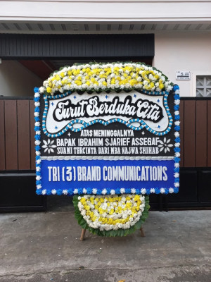 Papan Bunga Duka di Paudean